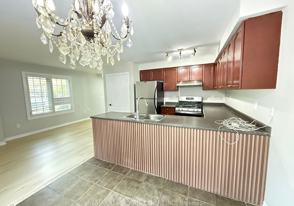 9-sand-wedge-lane-brampton-ontario-w13252968