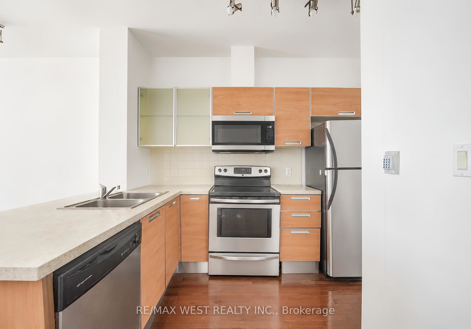 3391-bloor-street-w-etobicoke-ontario-w13254244