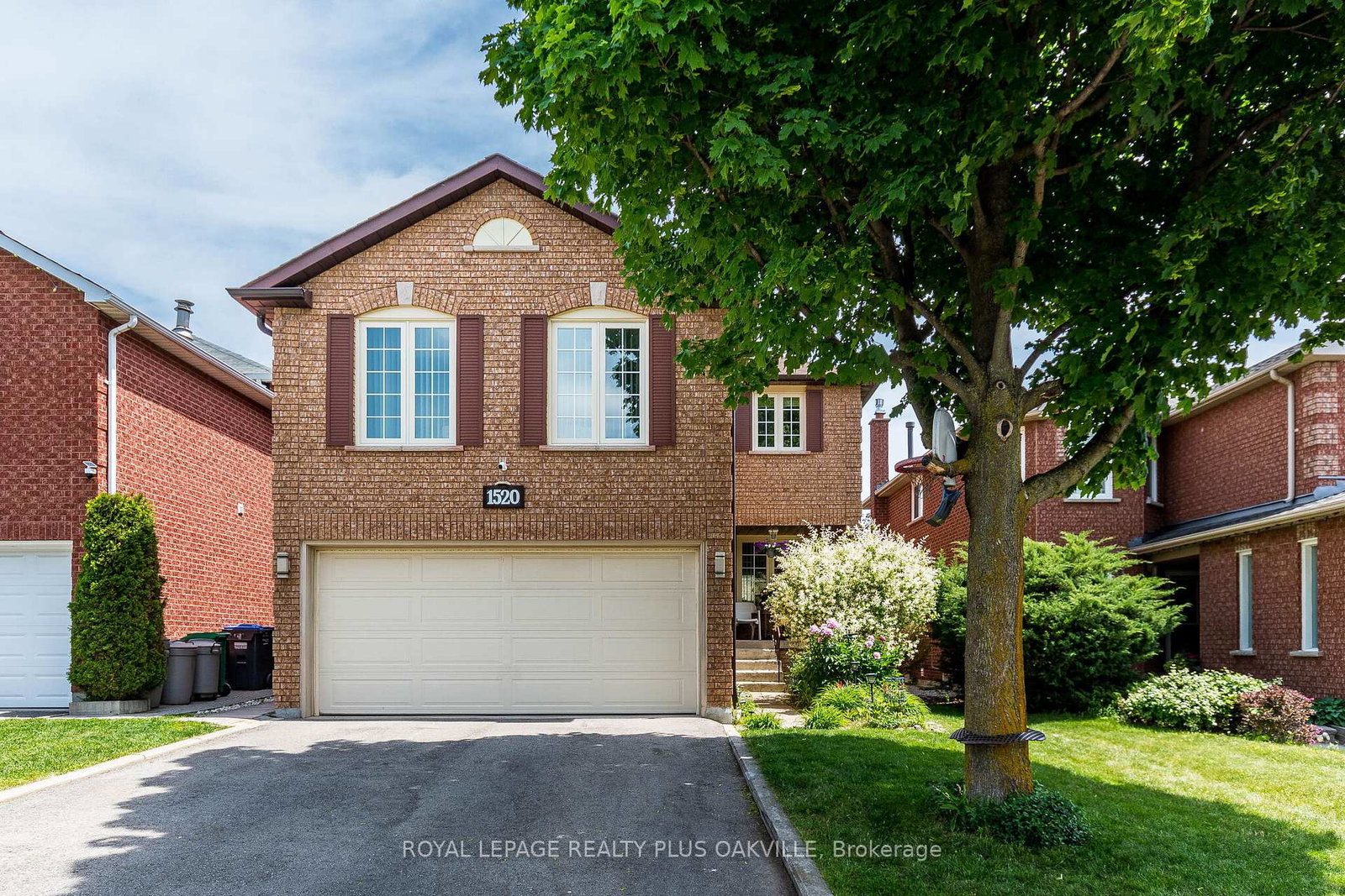 1520-roseway-drive-mississauga-ontario-w13254318