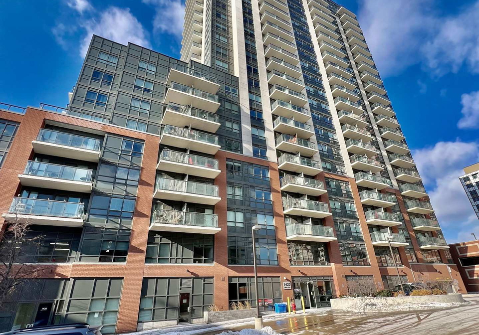 1420-dupont-street-toronto-ontario-w13256814