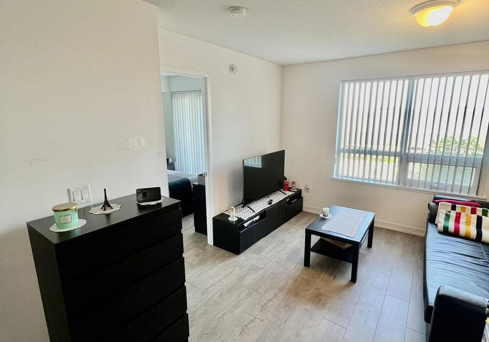 1420-dupont-street-toronto-ontario-w13256814