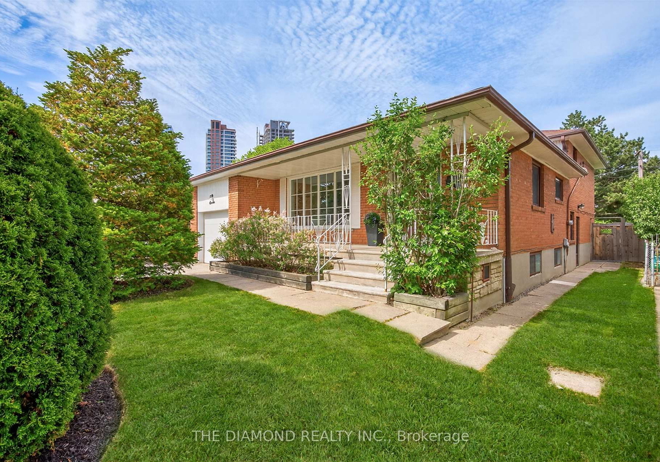 11-swordbill-drive-etobicoke-ontario-w13257296