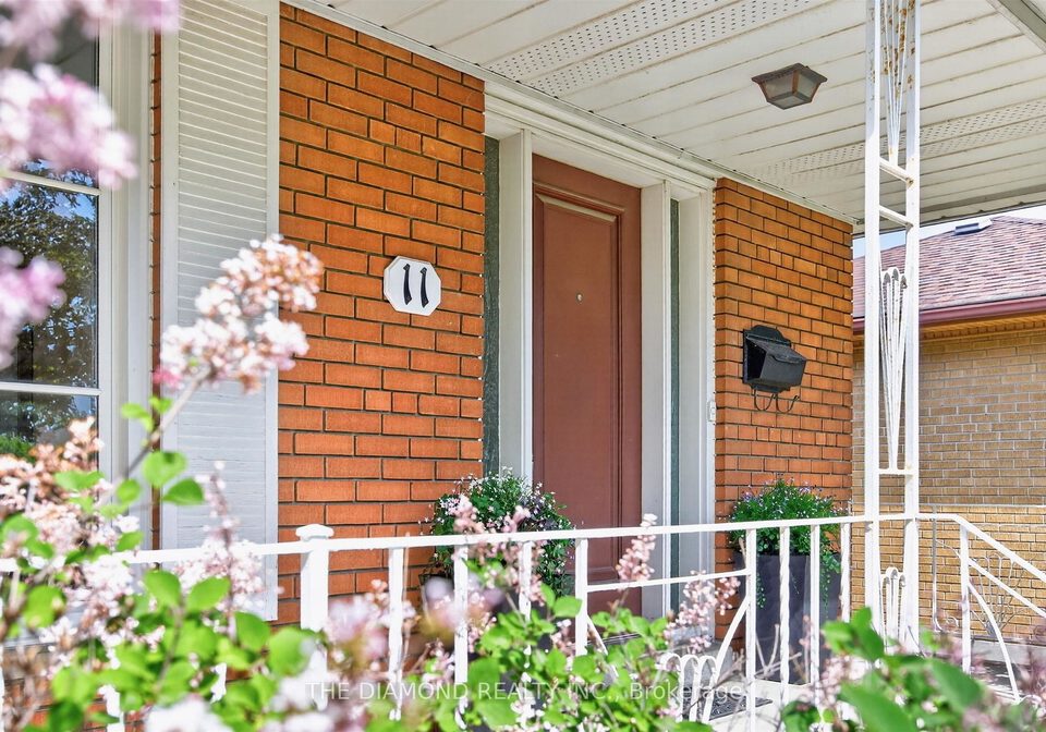 11-swordbill-drive-etobicoke-ontario-w13257296