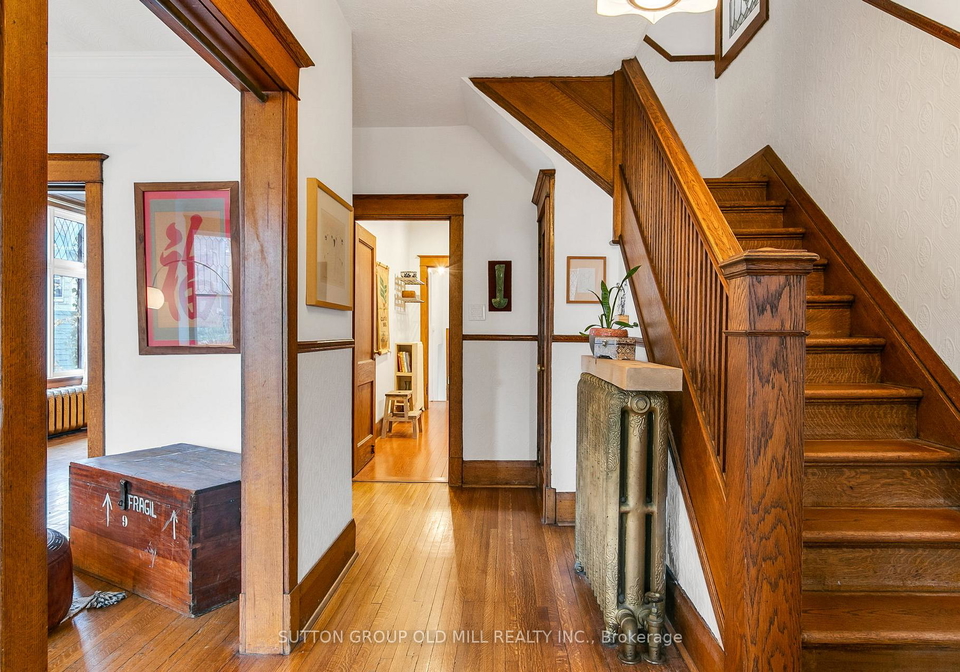 1-algonquin-avenue-toronto-ontario-w13257692