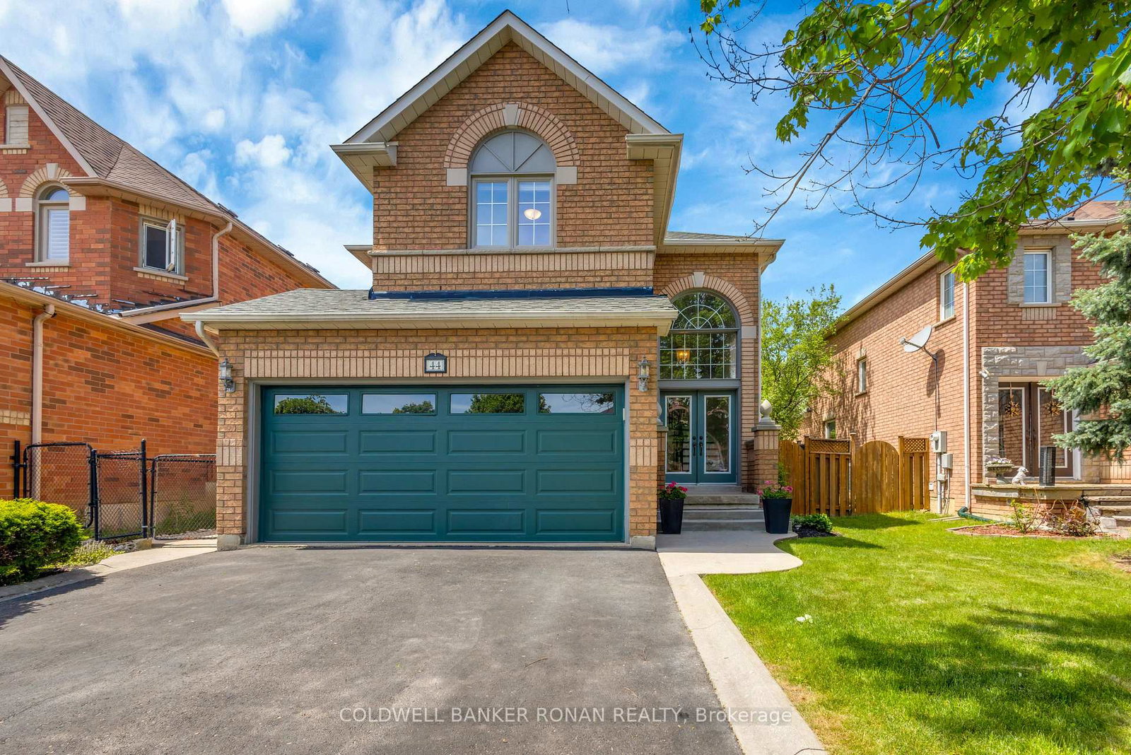 44-baccarat-crescent-brampton-ontario-w13259470