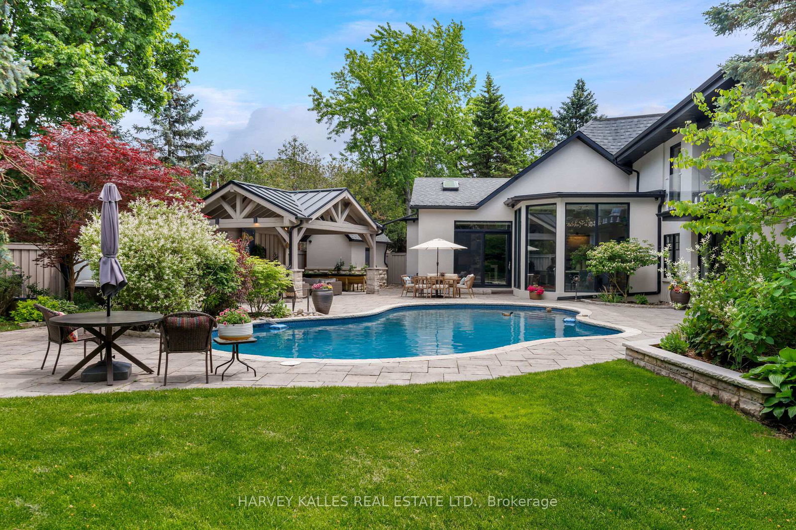 66-thorncrest-road-etobicoke-ontario-w13261712