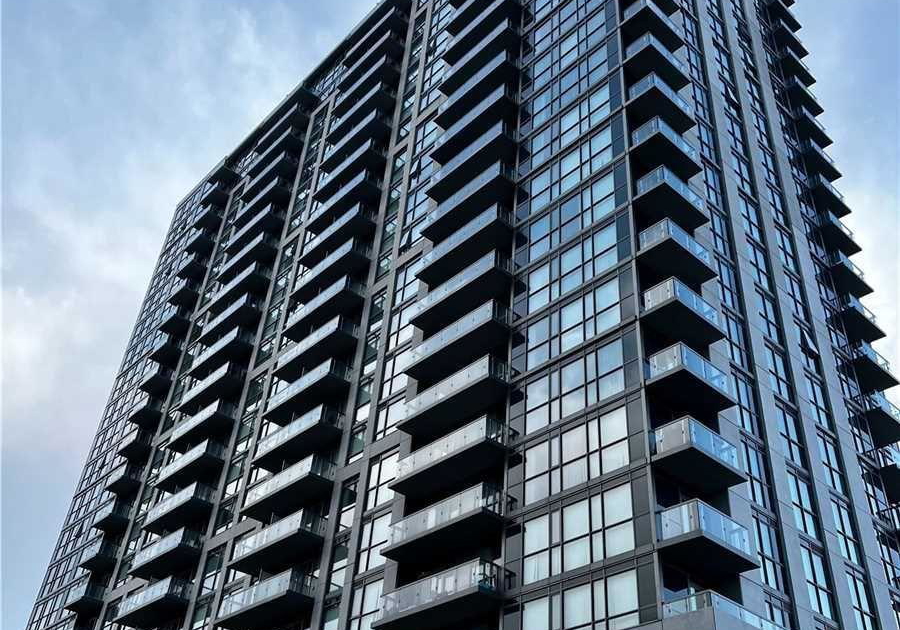 349-rathburn-road-w-mississauga-ontario-w13267098