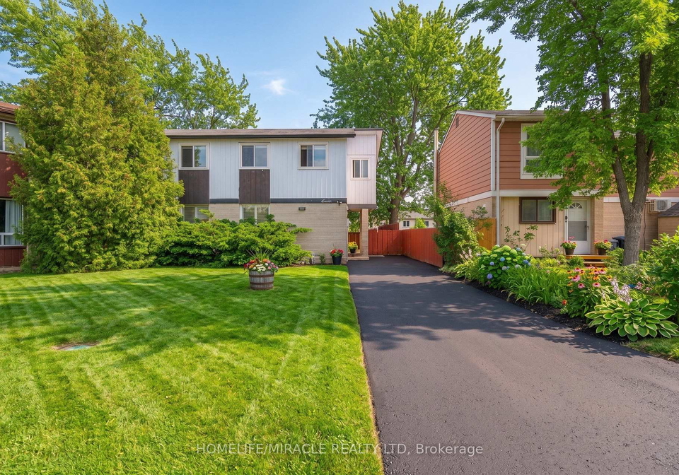 7-greenhills-square-brampton-ontario-w13276302