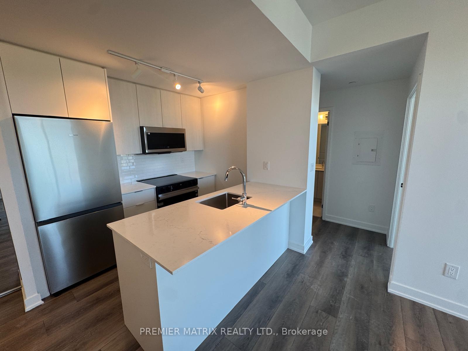 2075-lakeshore-road-burlington-ontario-w13281306