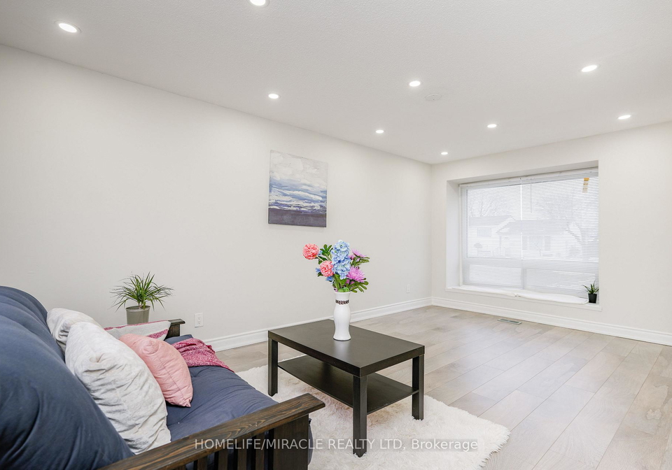 15-heatherside-court-brampton-ontario-w13282794