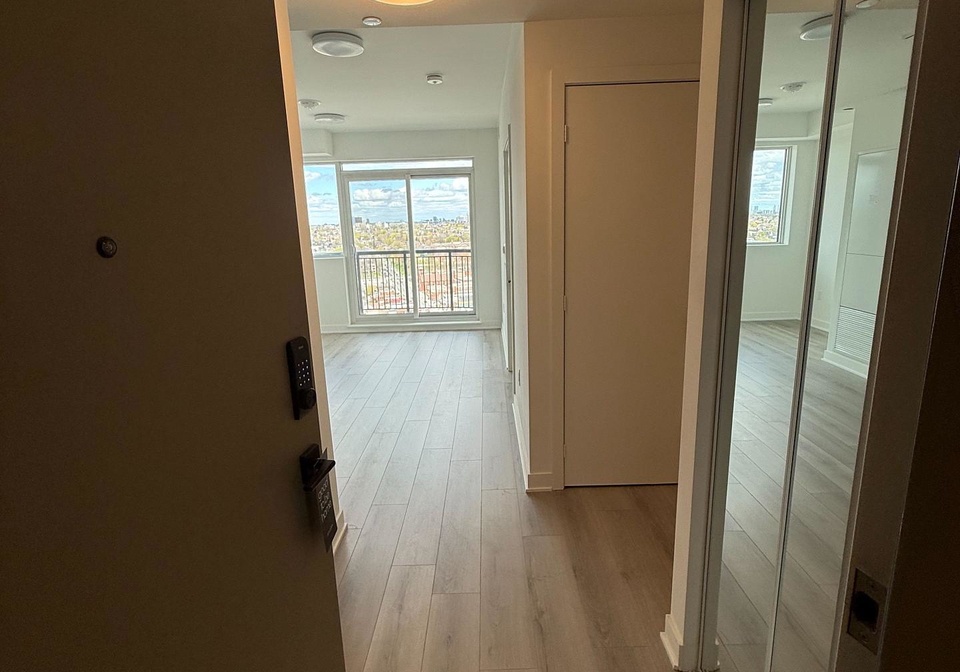 1185-dupont-street-toronto-ontario-w13283992