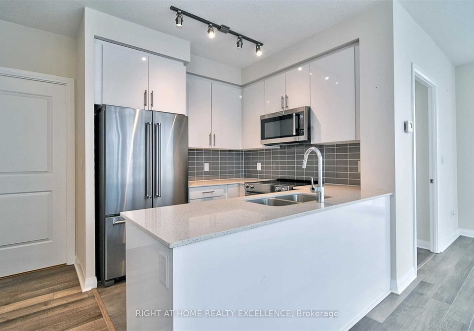 5033-four-springs-avenue-mississauga-ontario-w13292764