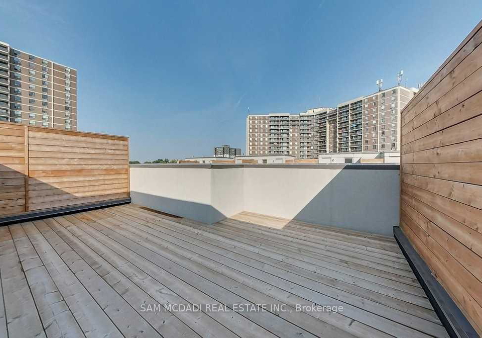 22-applewood-lane-etobicoke-ontario-w13303270