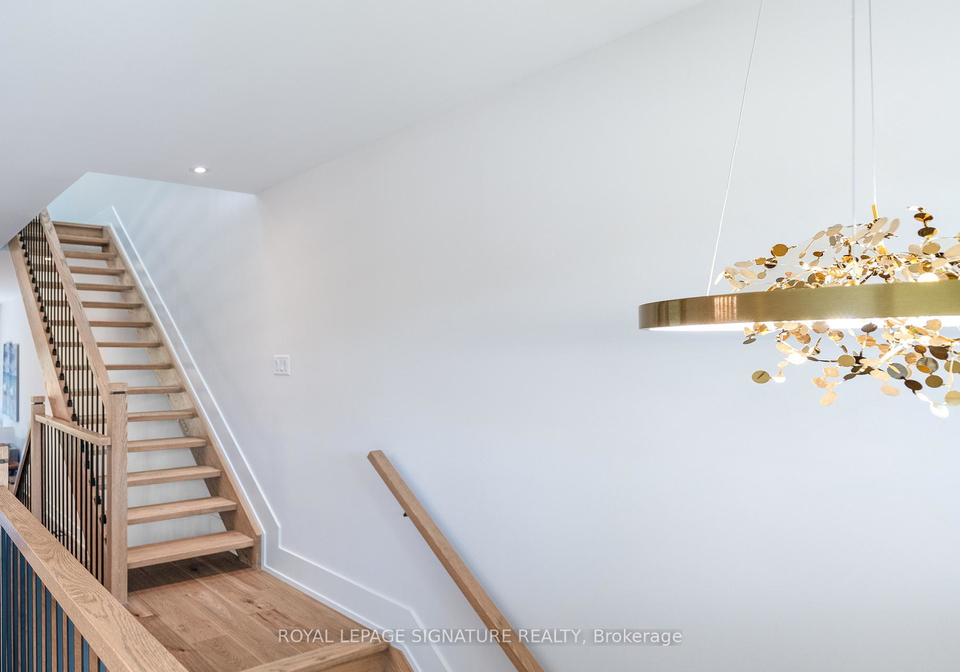 62-ash-crescent-etobicoke-ontario-w13328556