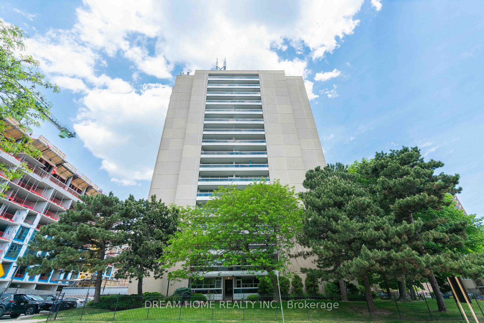 2263-marine-drive-oakville-ontario-w13341034
