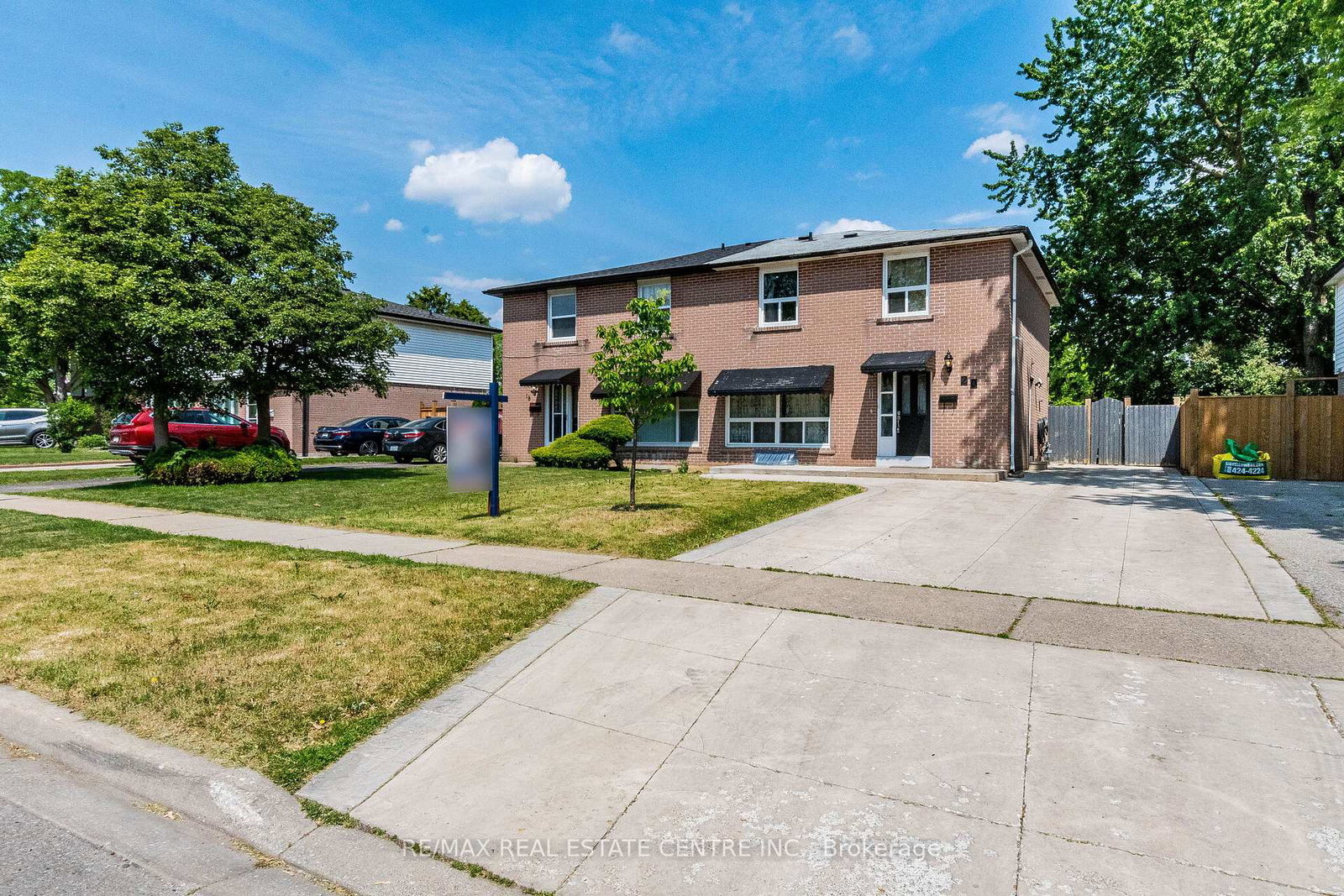 20-earnscliffe-circle-brampton-ontario-w13410050