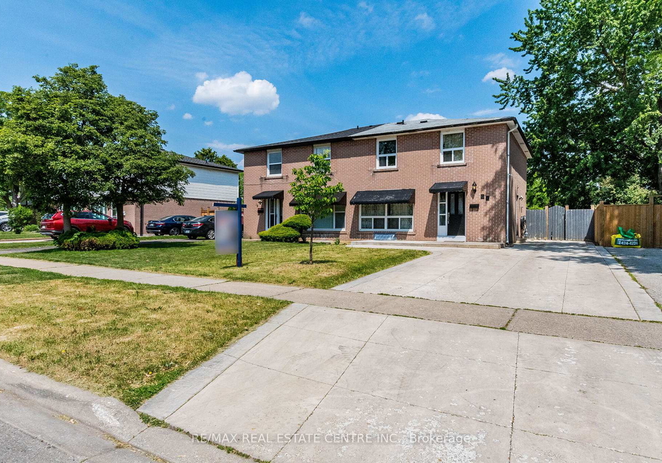 20-earnscliffe-circle-brampton-ontario-w13410050