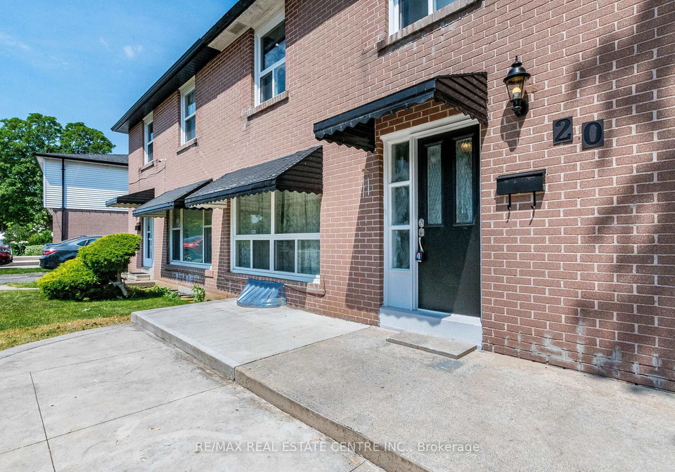 20-earnscliffe-circle-brampton-ontario-w13410050