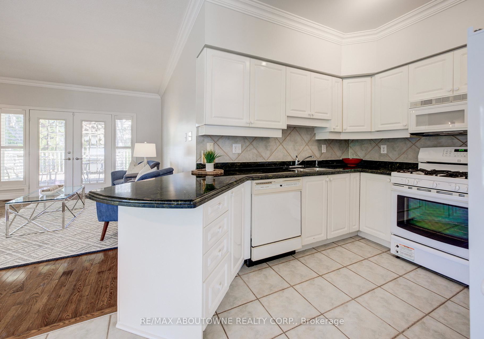 2163-langtry-drive-oakville-ontario-w13410196
