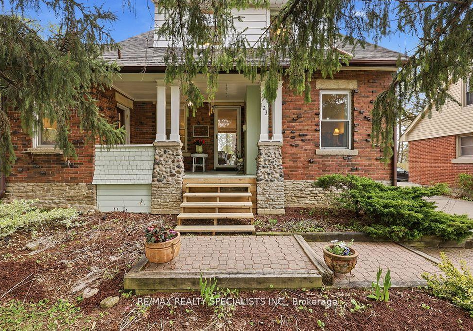 123-mill-street-s-brampton-ontario-w13410324
