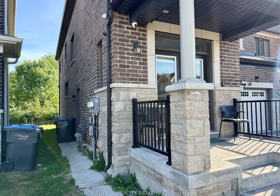 588-queen-mary-drive-brampton-ontario-w13410472