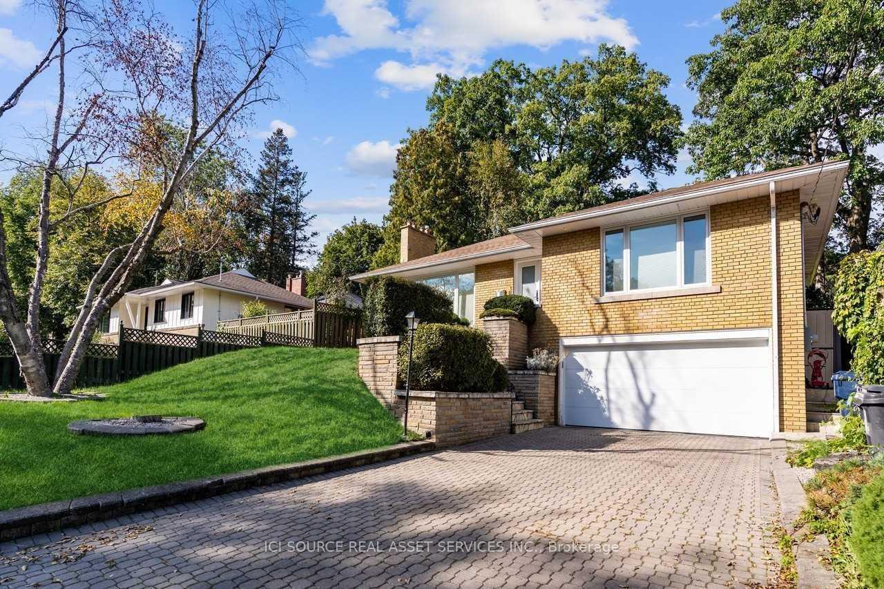 19-ivy-lea-crescent-etobicoke-ontario-w13410596