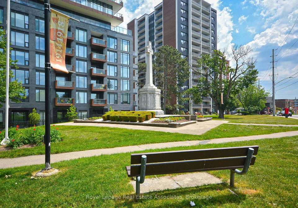21-park-street-e-mississauga-ontario-w13410690