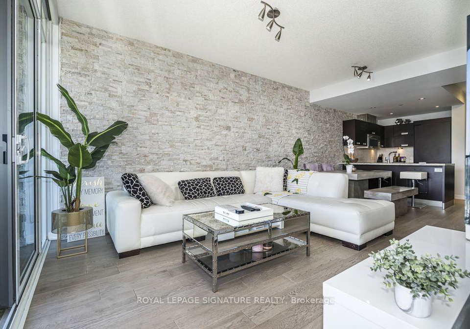 90-park-lawn-road-etobicoke-ontario-w13410726