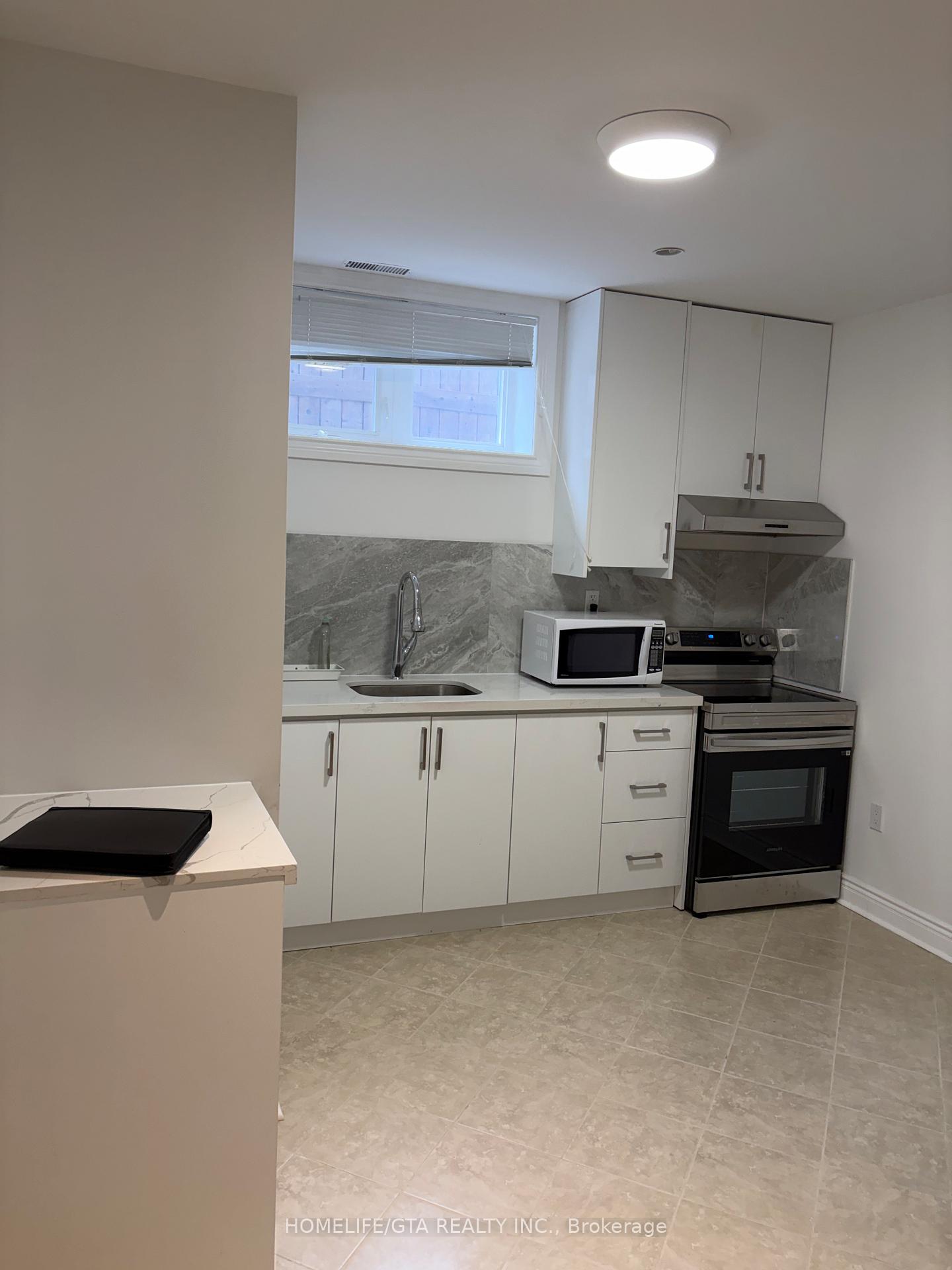 16-creston-road-north-york-ontario-w13410768