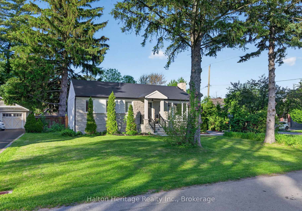 423-smith-lane-oakville-ontario-w13410820
