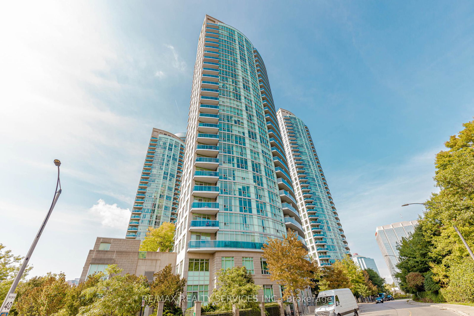 90-absolute-avenue-mississauga-ontario-w13410904