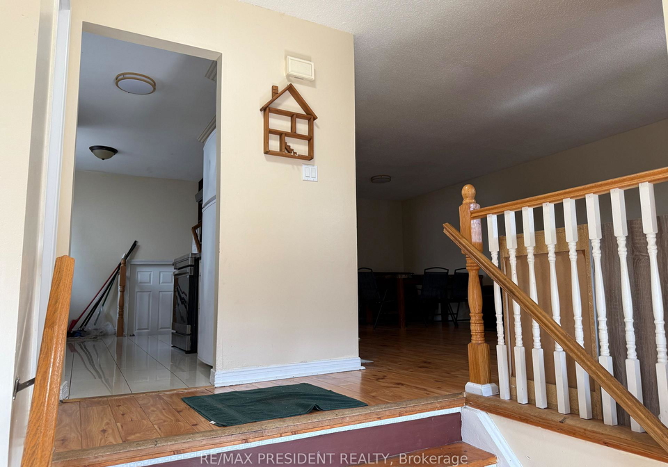 84-primerose-crescent-brampton-ontario-w13410938