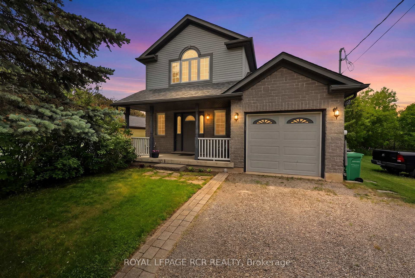 1552-queen-street-caledon-ontario-w13410960