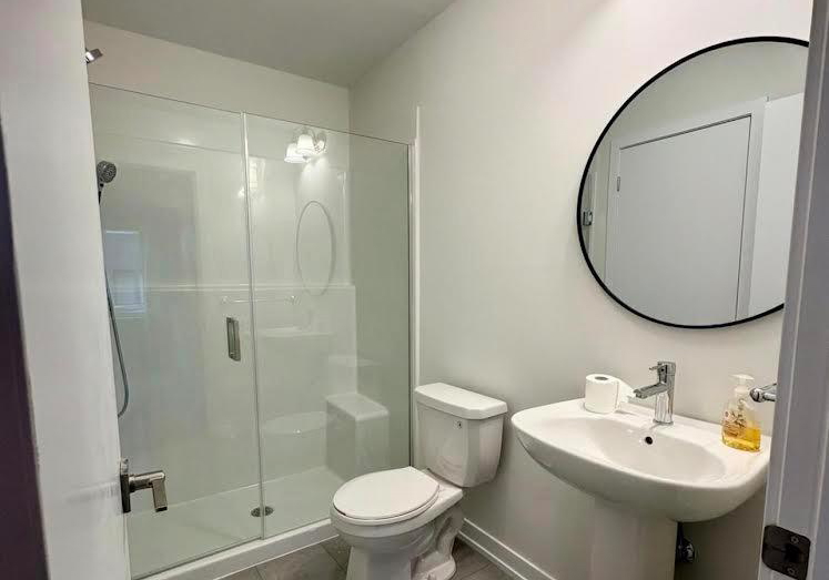1334-kobzar-drive-oakville-ontario-w13411120