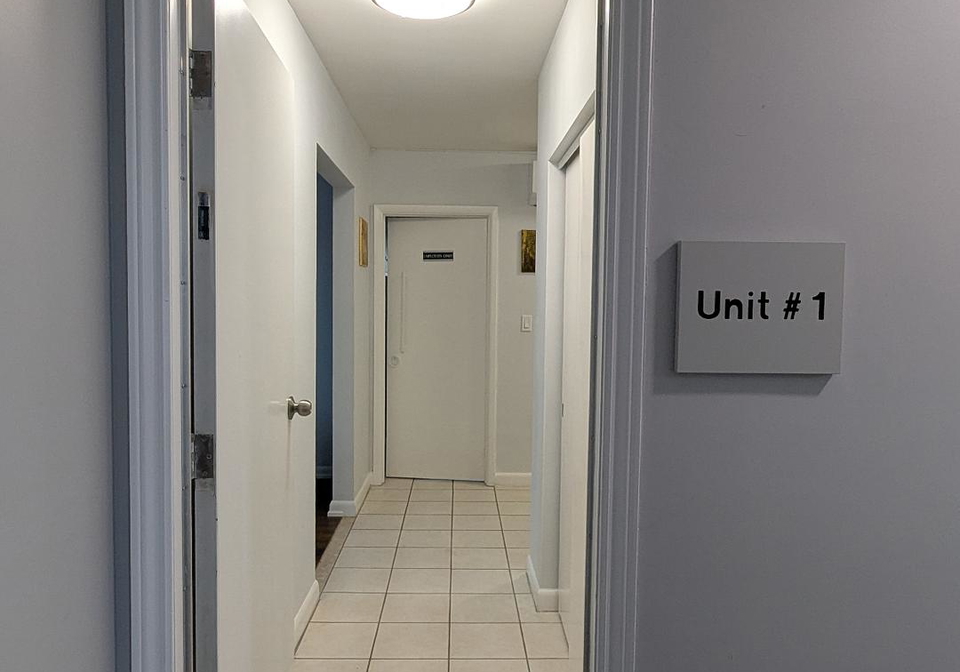 205-queen-street-s-mississauga-ontario-w13411138
