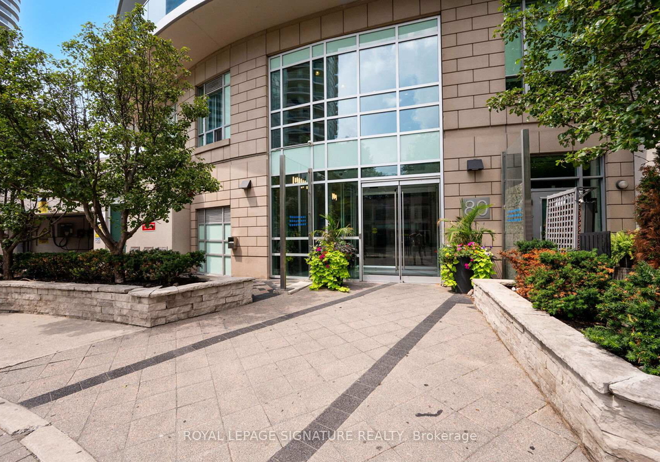 80-absolute-avenue-mississauga-ontario-w13411146