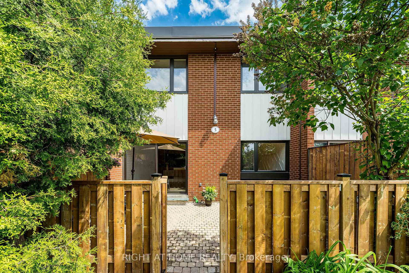 1200-gripsholm-road-mississauga-ontario-w13411692