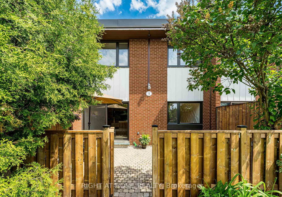 1200-gripsholm-road-mississauga-ontario-w13411692