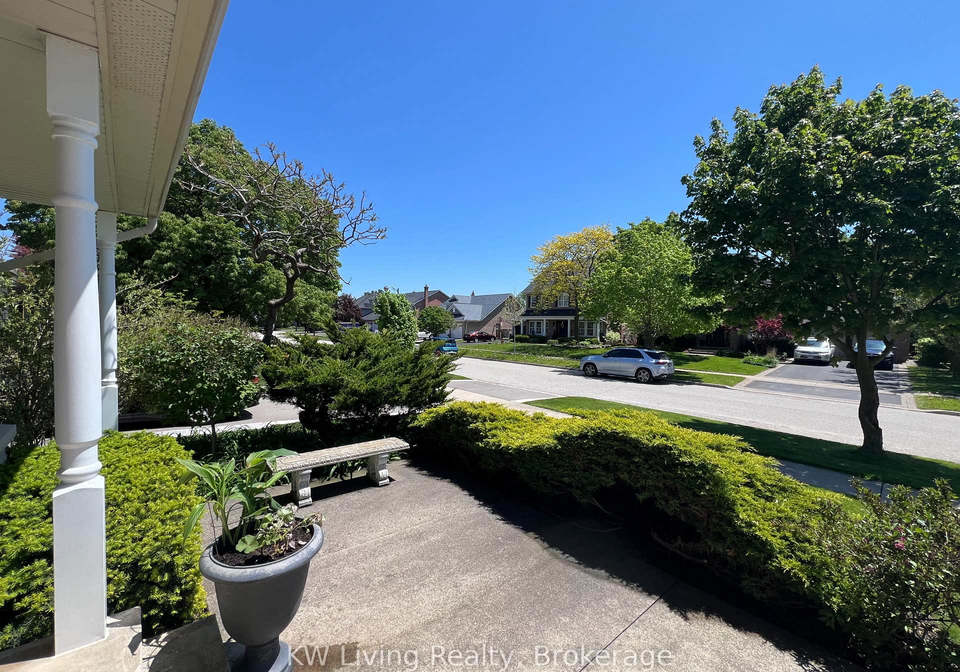 2055-hadfield-court-burlington-ontario-w13411894