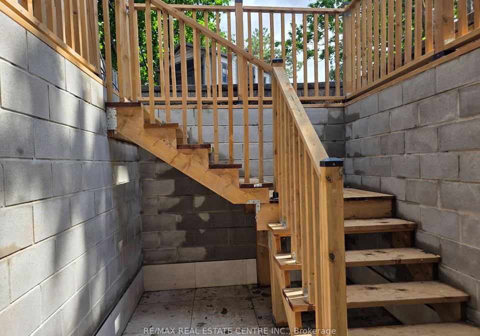 2644-kinnerton-crescent-e-mississauga-ontario-w13411934