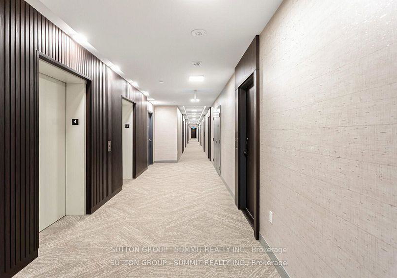 412-silver-maple-road-oakville-ontario-w13412024