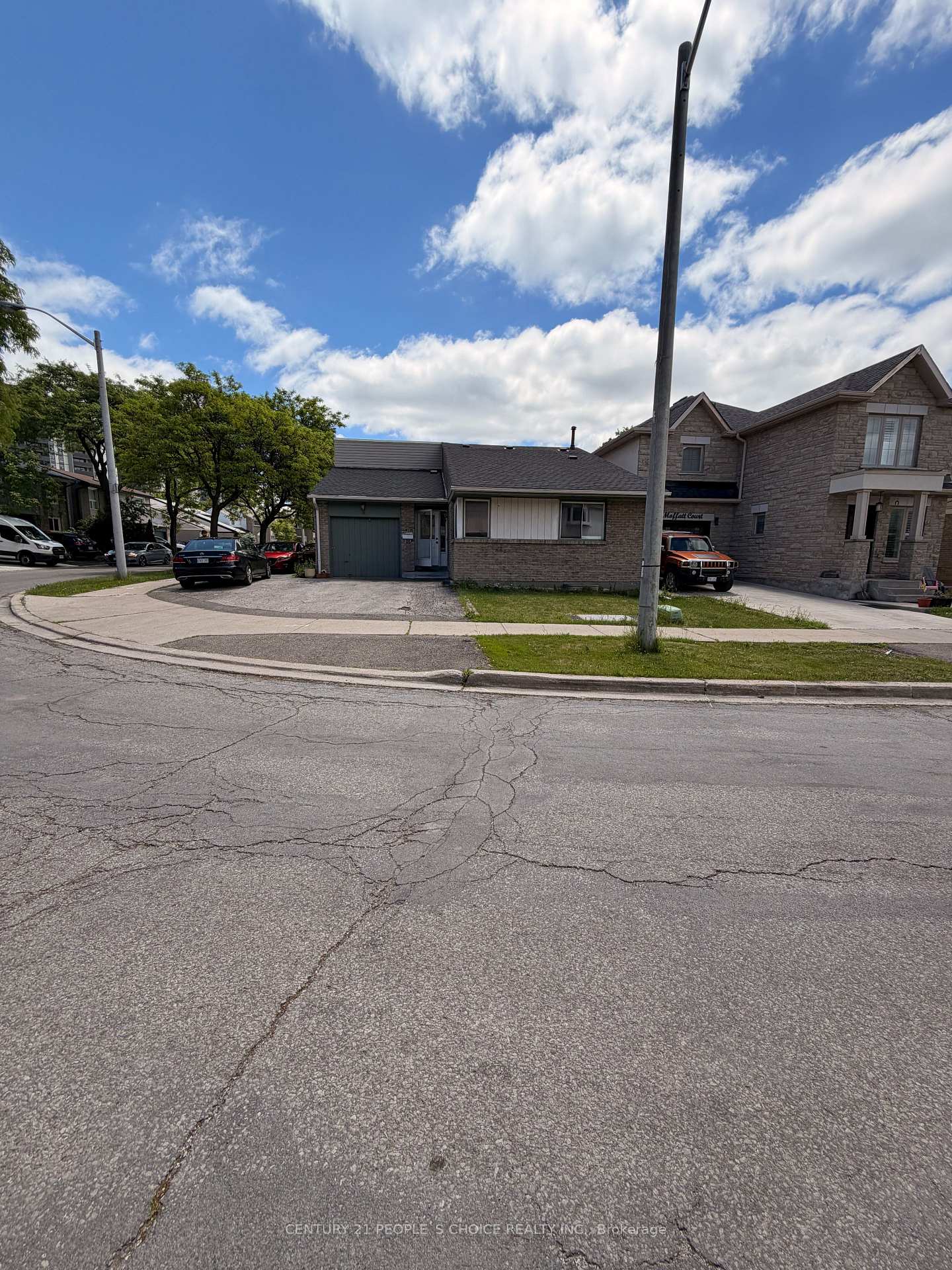 7-moffatt-court-etobicoke-ontario-w13412180