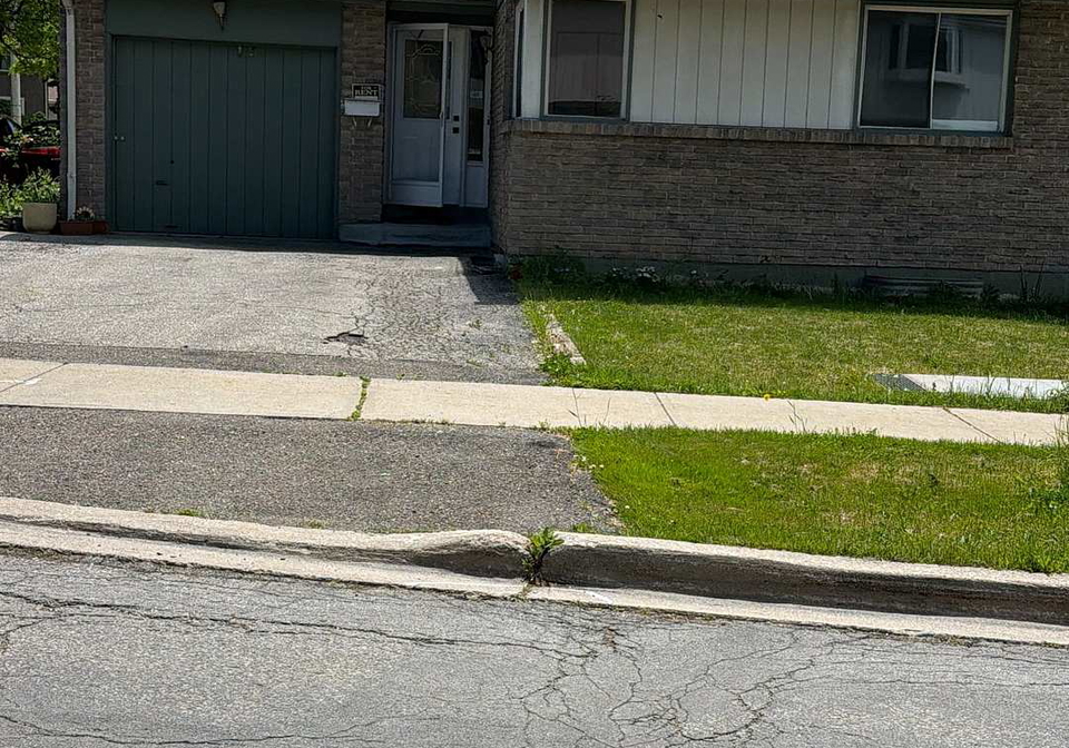 7-moffatt-court-etobicoke-ontario-w13412180