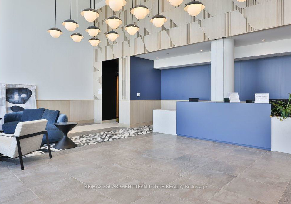 4878-powers-common-burlington-ontario-w13412196
