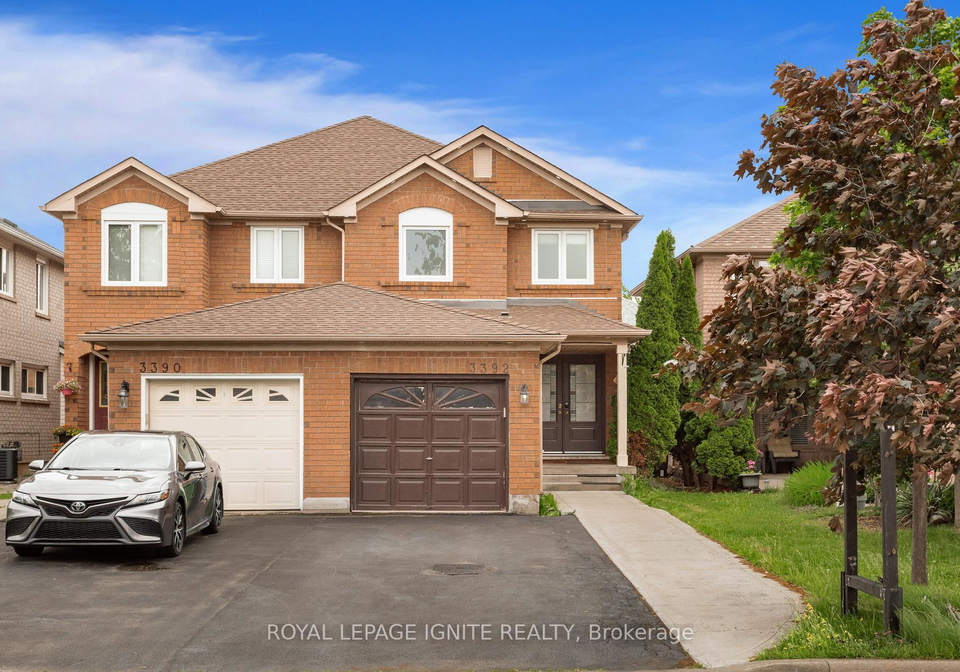 3392-spirea-terrace-mississauga-ontario-w13412326