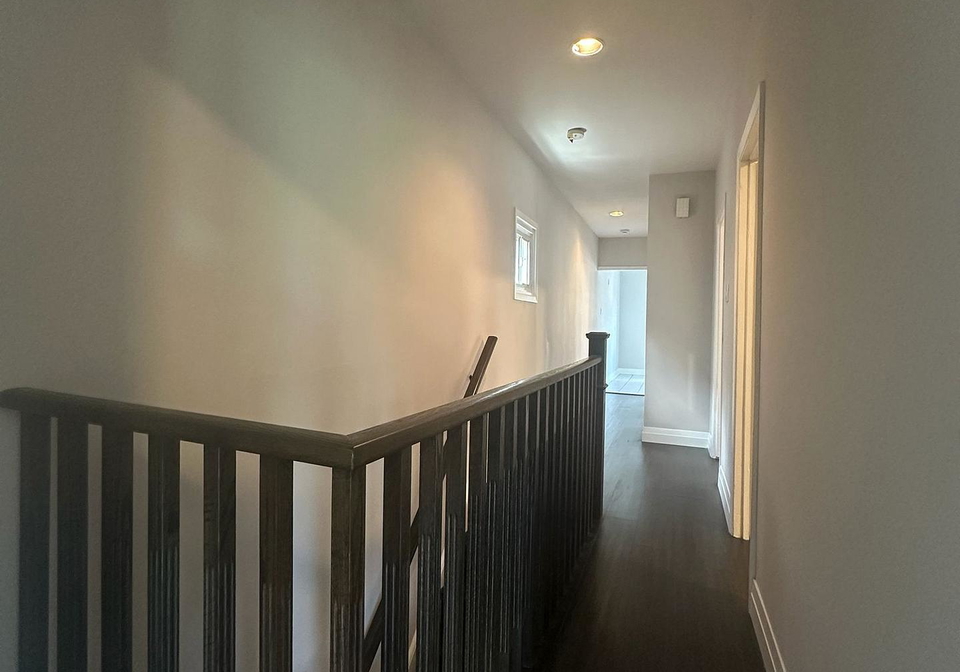 68-melville-avenue-toronto-ontario-w13412602