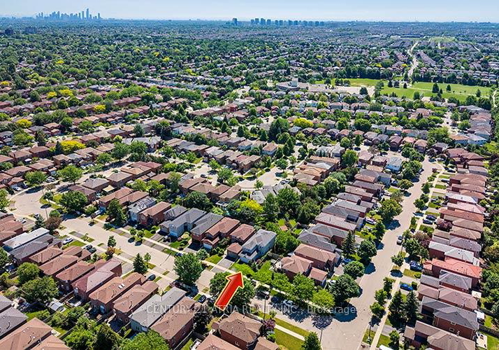 3372-bobwhite-mews-mississauga-ontario-w13413264