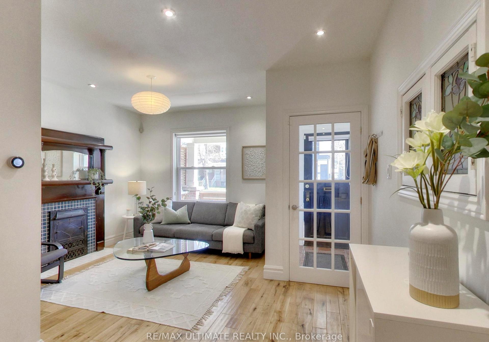 24-pauline-avenue-toronto-ontario-w13413460