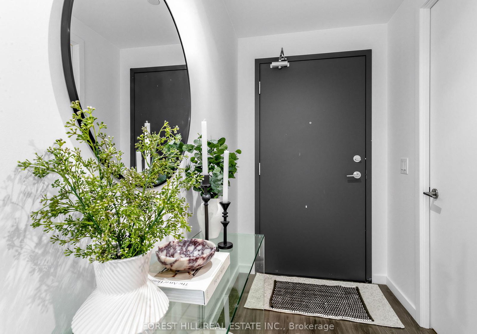 7-smith-crescent-etobicoke-ontario-w13413582