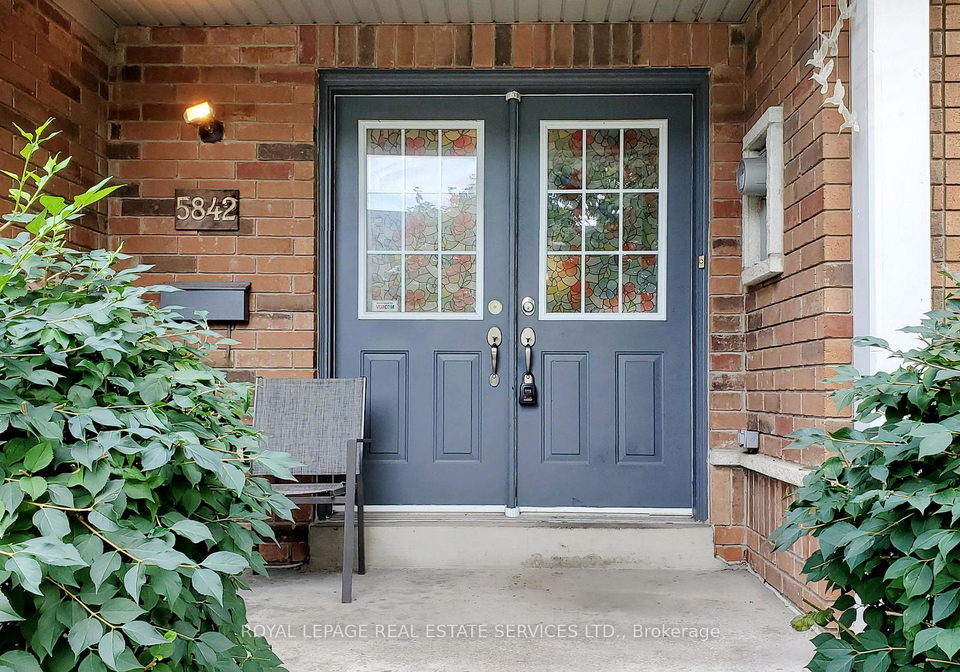 5842-tenth-line-w-mississauga-ontario-w13413656